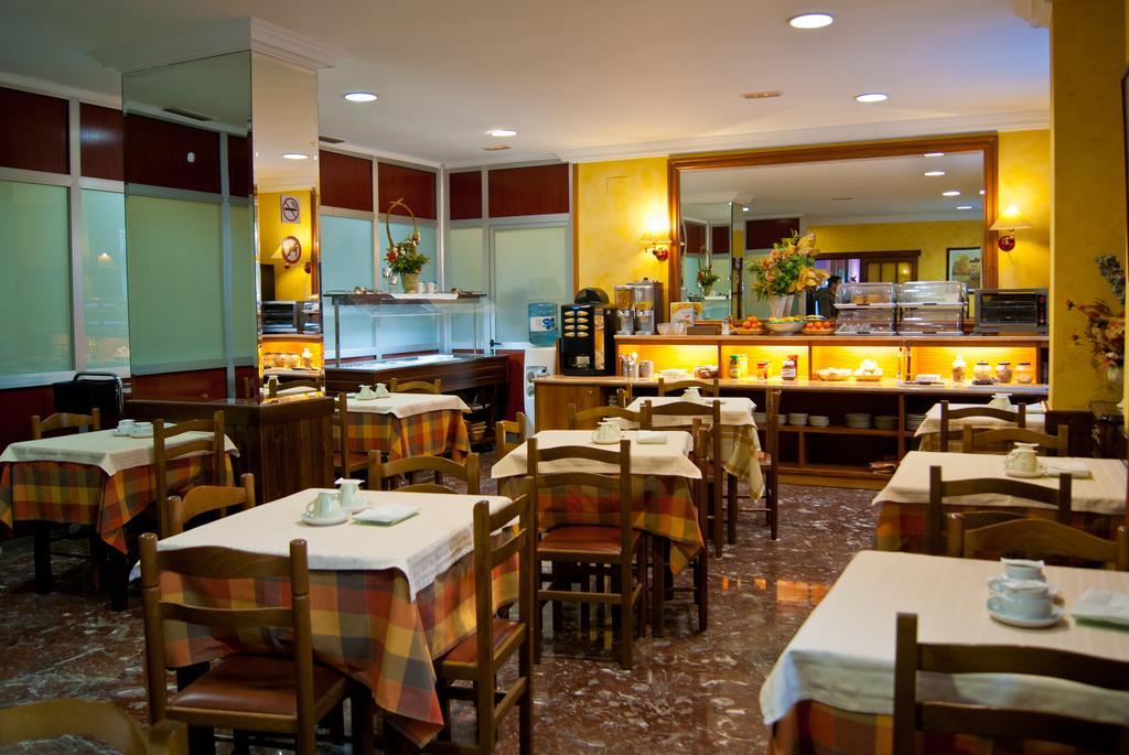 Angeles Hotel Figueres (Girona)