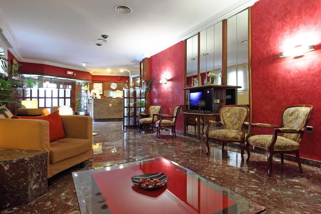 Angeles Hotel
